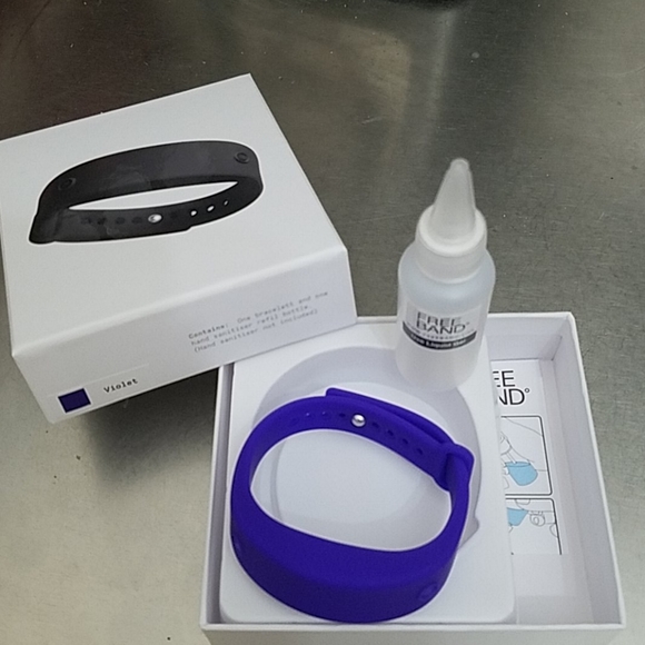 Silicone Wristband Dispenser - Picture 2 of 16